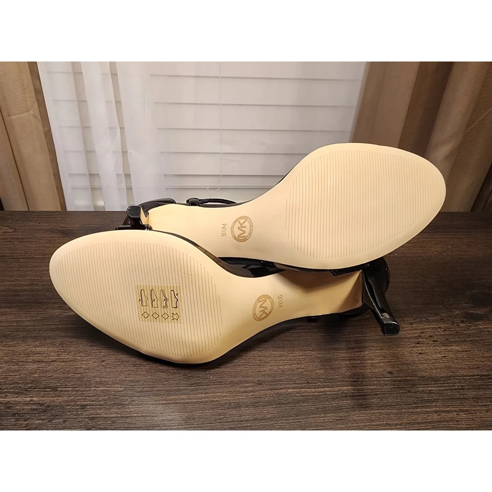 MICHAEL KORS Classic Leather Ankle Strap Stiletto Heel Sandals 9.5 M